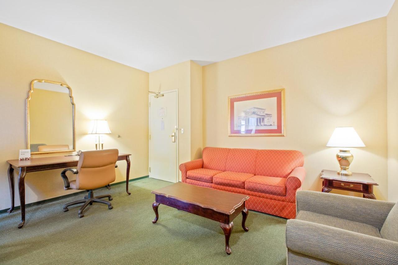 Hotel Oyo St Louis Downtown Center Mo Saint Louis