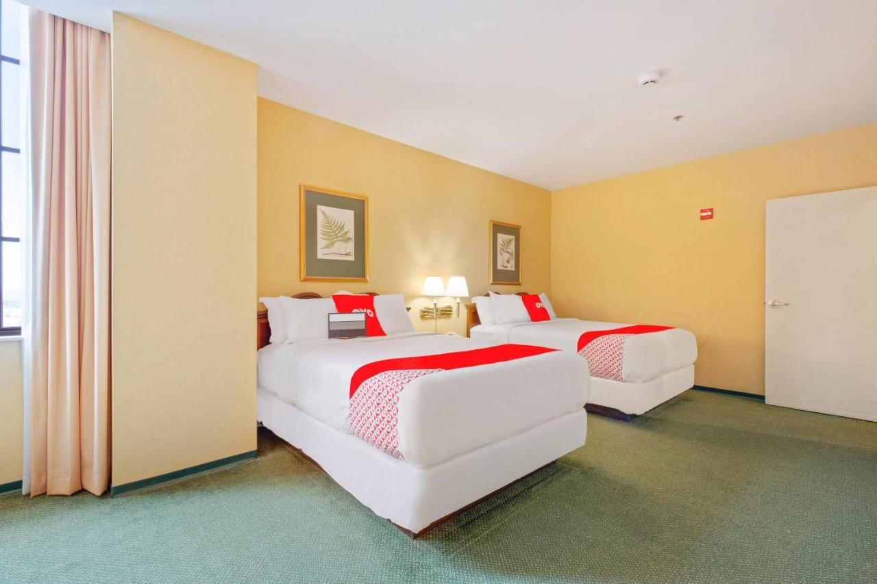 Hotel Oyo St Louis Downtown City Center Mo 2*