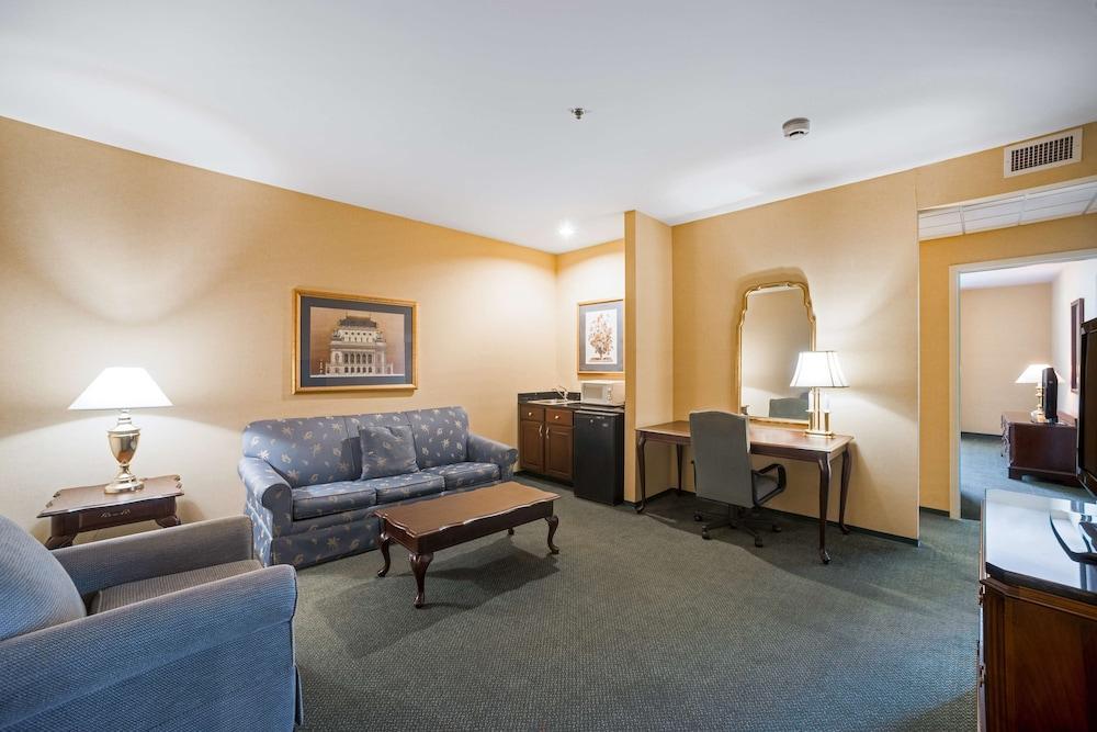 Hotel Oyo St Louis Downtown City Center Mo
